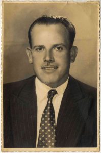 Roque Moreno, dueño de la perra Chona.